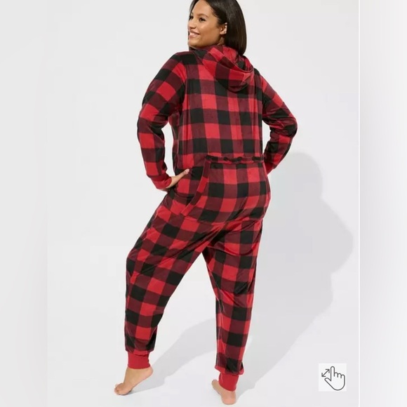 Torrid Fleece Hooded Back Flap Lounge Onesie 0/00 buffalo plaid - Picture 2 of 3